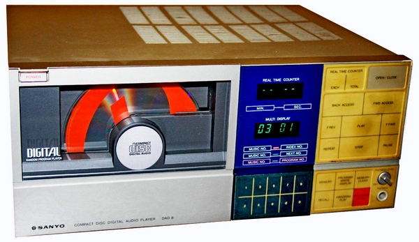 Sanyo DAD 8